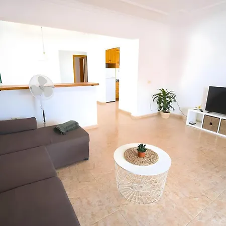 Kalendra Rofe - Amplia Y Tranquila Apartman
